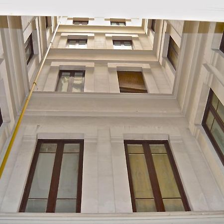 Bizflats Eixample Apartments บาร์เซโลนา ภายนอก รูปภาพ