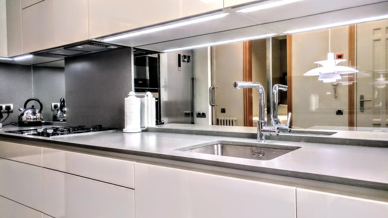 Bizflats Eixample Apartments บาร์เซโลนา ภายนอก รูปภาพ