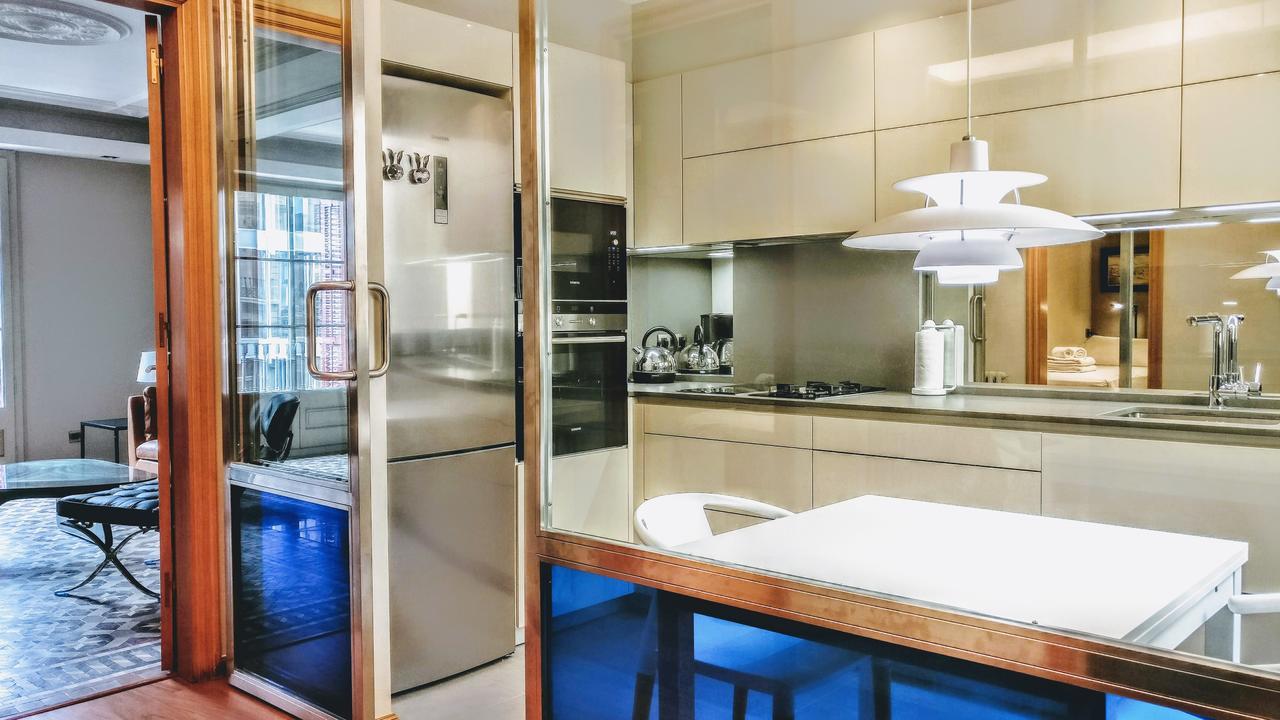 Bizflats Eixample Apartments บาร์เซโลนา ภายนอก รูปภาพ